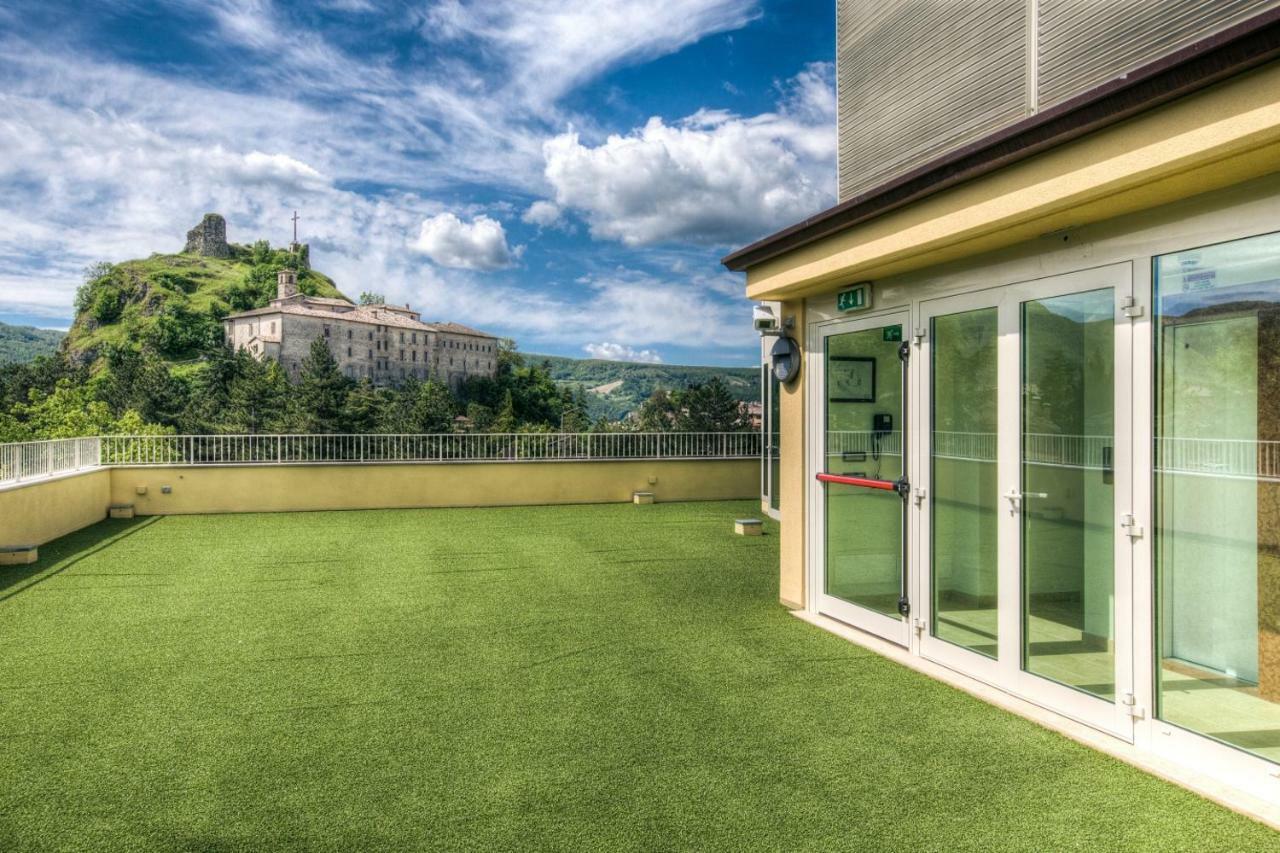 Hotel Il Duca Del Montefeltro Pennabilli Exterior photo